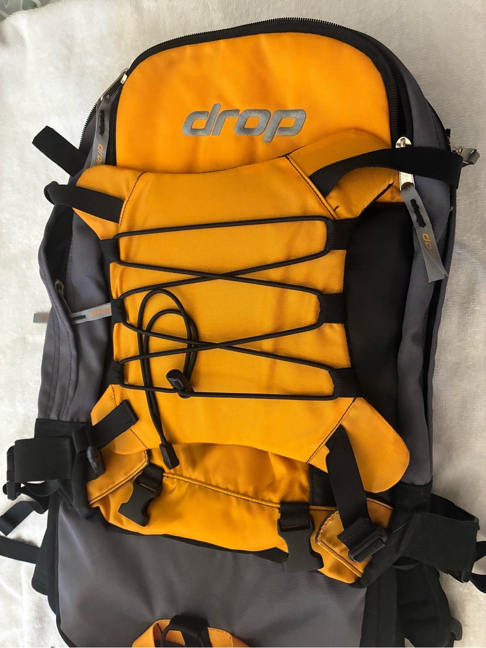 DROP Glide Yellow, Black and Grey Hiking Backpack, GLIDEACCSYS Pockets